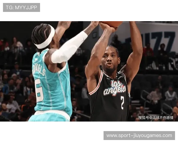 伦纳德中路跳投得手，快船迎来重要胜利